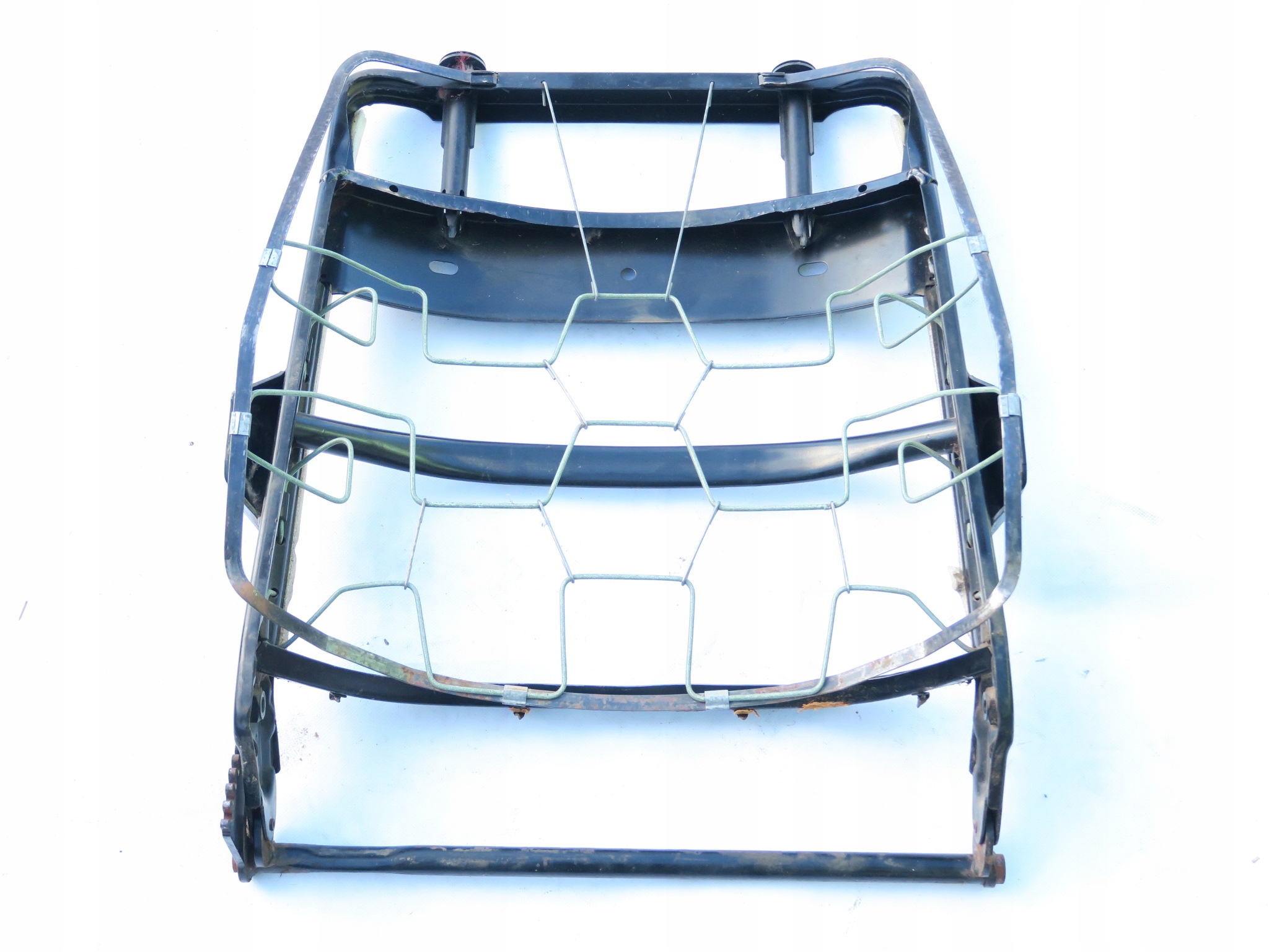 диффузор под Подлокотники oem 205881705A