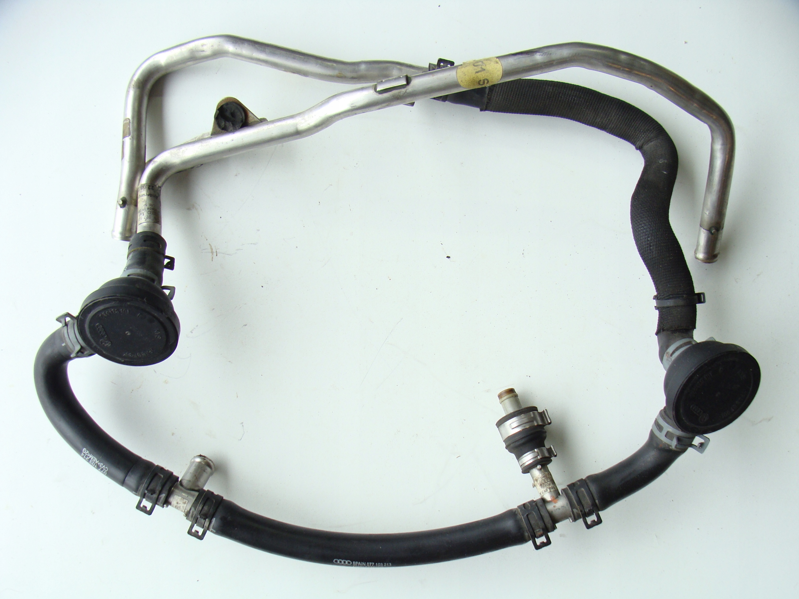 WAZ RURKA AUDI RS6 4 2 BCY 077103211 077103211