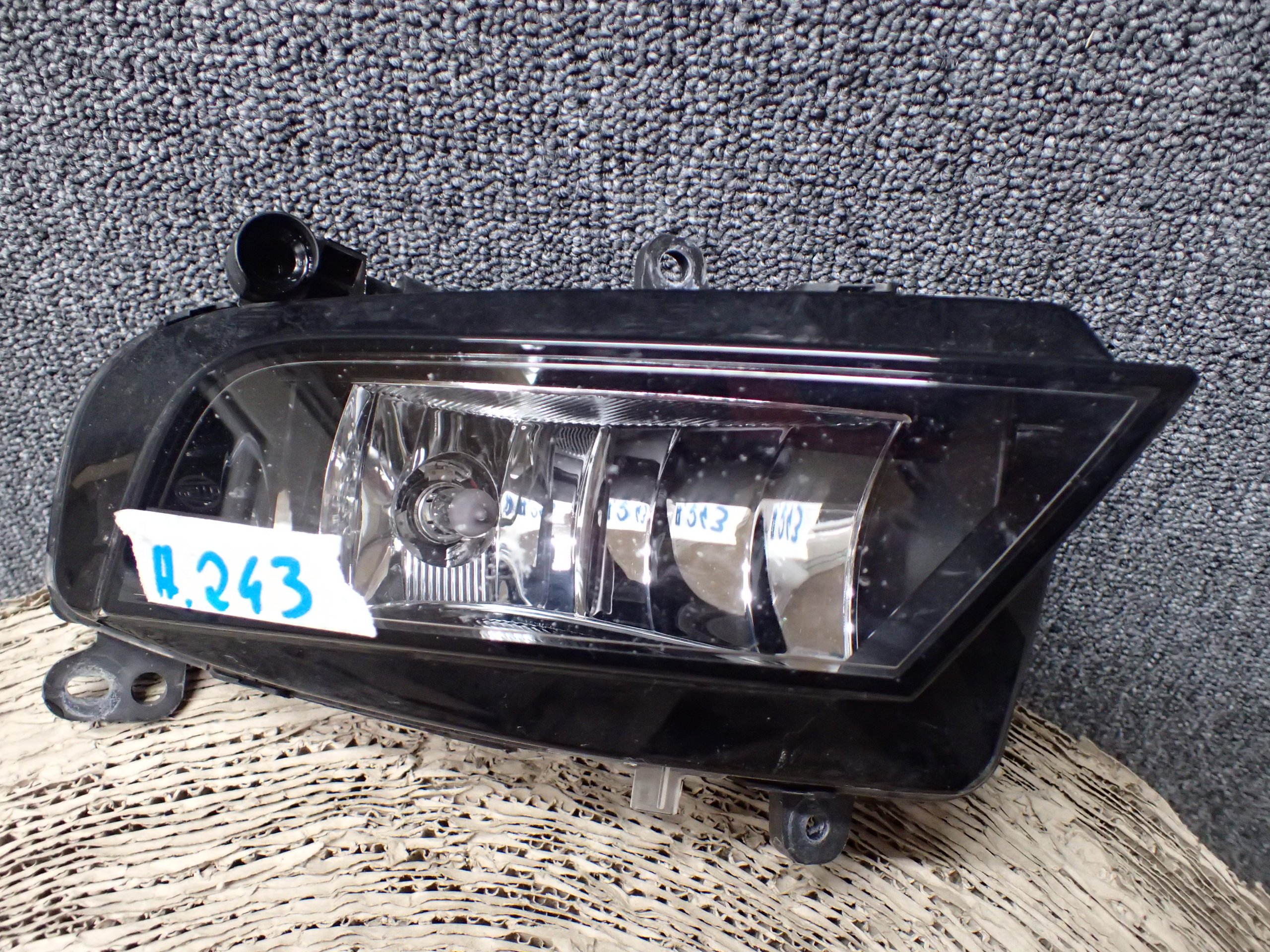 ГАЛОГЕН правый Audi A4 РЕСТАЙЛИНГ 12- B8