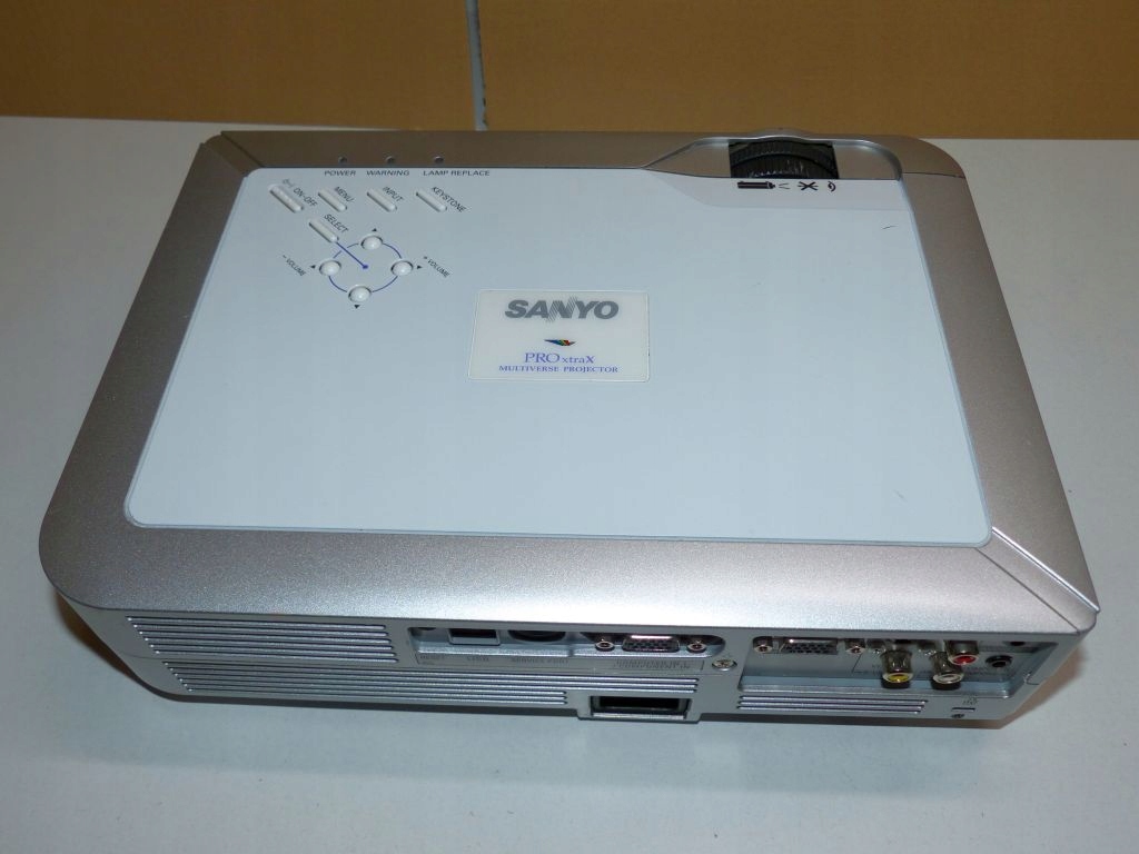 PROJEKTOR RZUTNIK SANYO PS4 FILM KINO XBOX PREZENT Technologia wyświetlania LCD