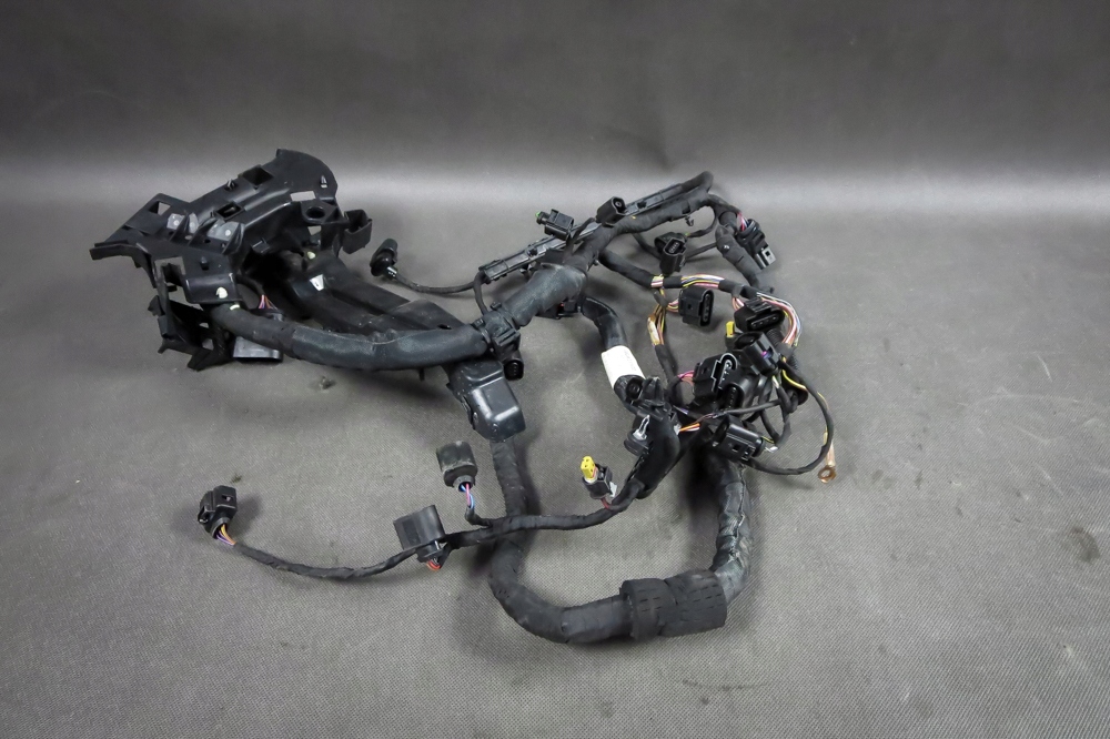 03C972619DD - Установка wiring harness VW 1.4 TSI 03C972619DD