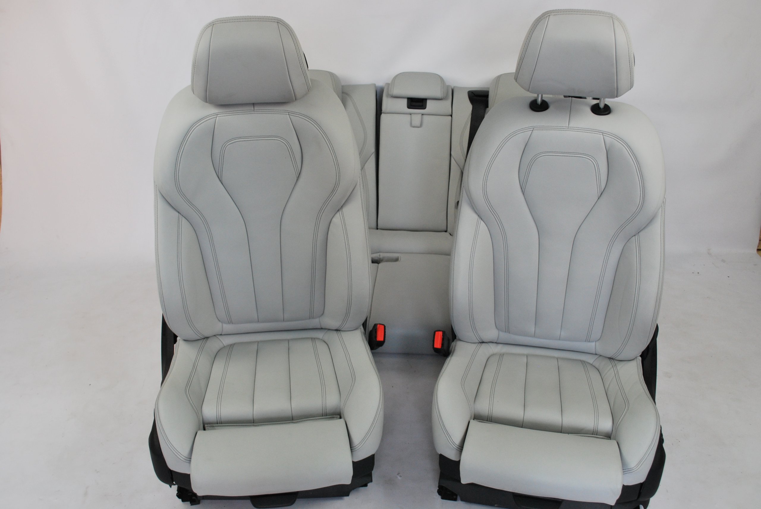 Сиденья комплект skora BMW X6 F16