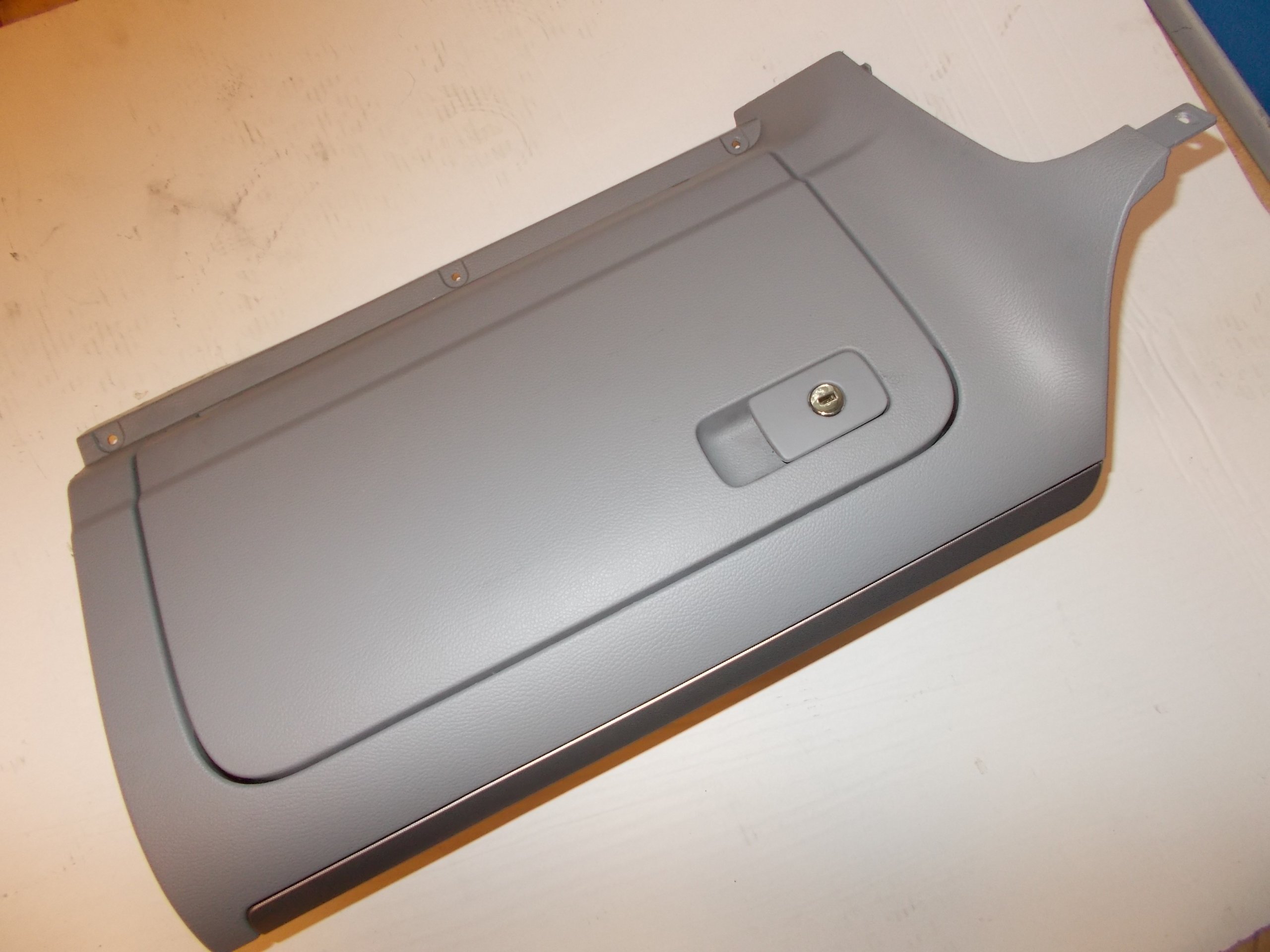 ПАСАЖИРСЬКИЙ ВІДСІК VW JETTA ' 13.*