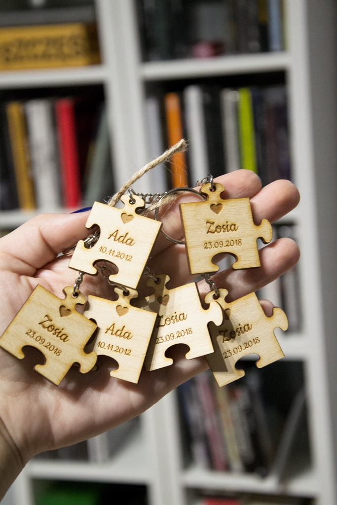Drewniane breloki - dwa puzzle GRAWER GRATIS Marka inna