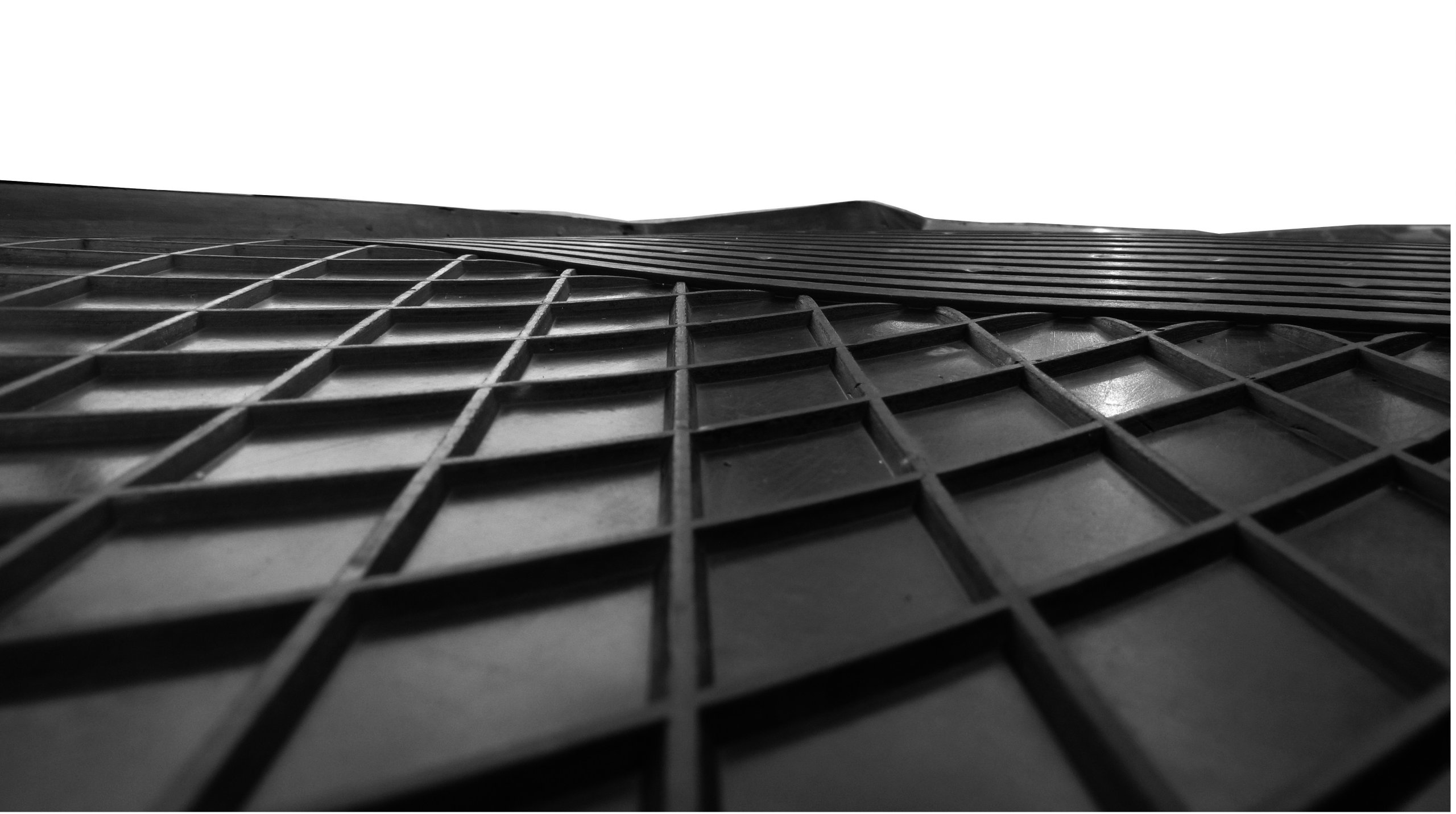 Nissan Almera N16 00-06r. Dywaniki Gumowe KORYTKA Liczba elementów 4