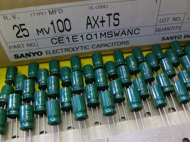 [10szt] 100uF/25V Sanyo Mv-ax kondensator Low Imp.