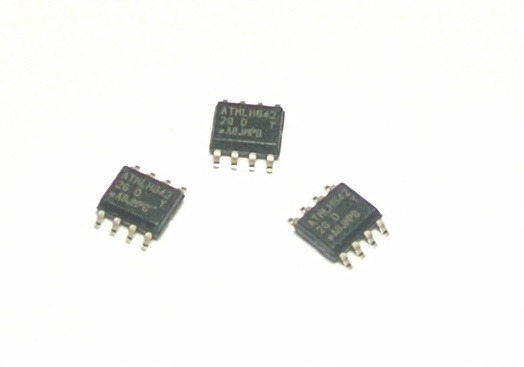 

AT24CM01-SSHD-B Microchip Eeprom SO8 ... [1szt]