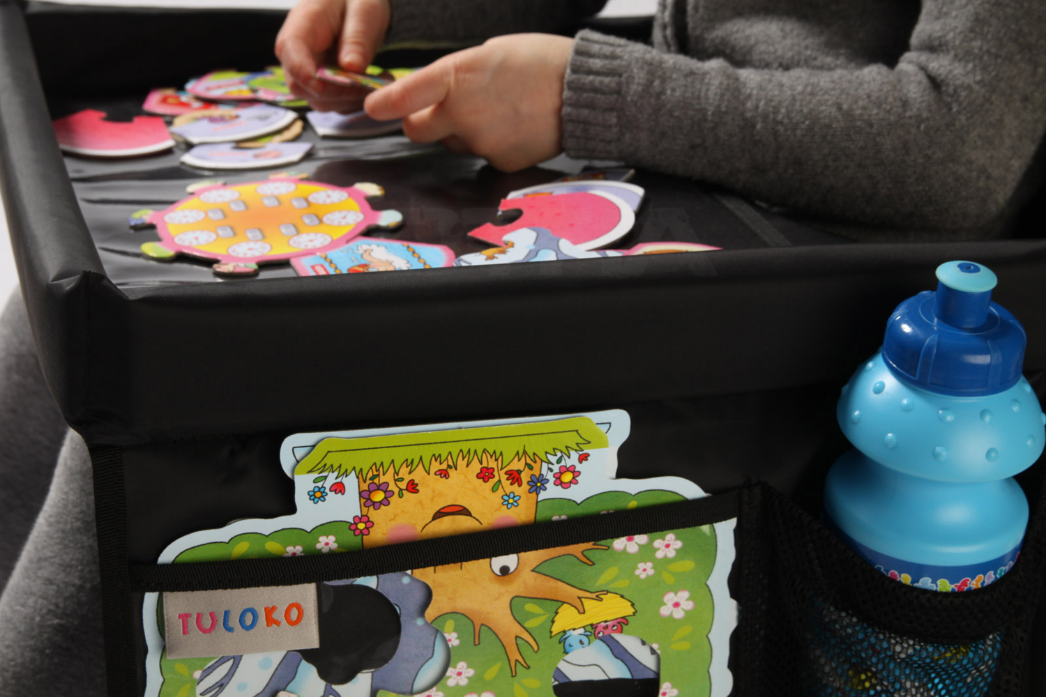 STOLIK STOLICZEK SAMOCHODOWY DLA DZIECKA TULOKO - Idealny na podróż! Kolor czerń