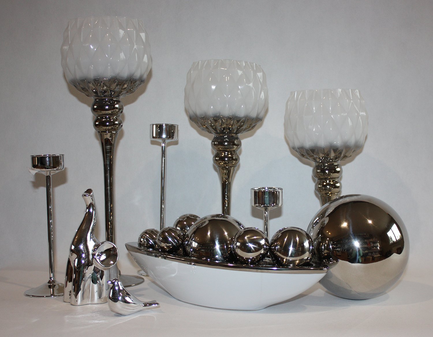 Шар хром серебро. Декоративный хром. Шар хром 5"/13 см серебро. Серебряные шары декоративные настольные.