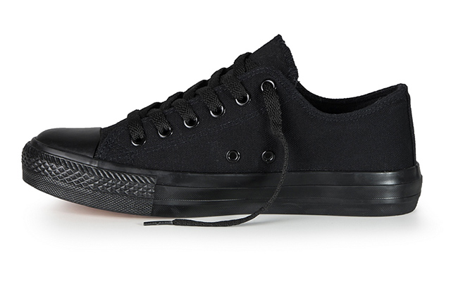

Buty sportowe Trampki tenisówki całe czarne r42