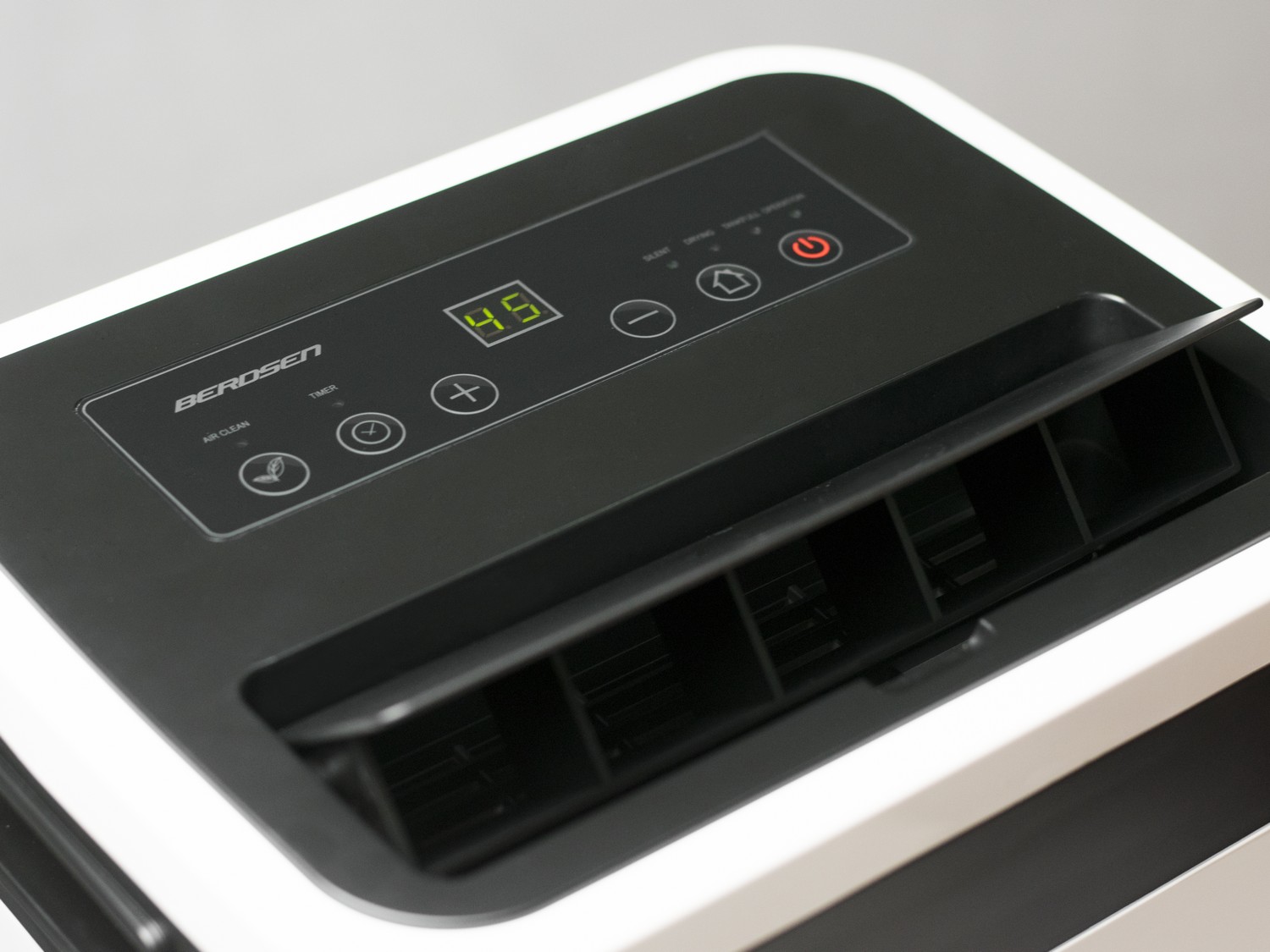 OSUSZACZ POWIETRZA POCHŁANIACZ 10L/24H BERDSEN 10C Wydajność 3.5 l/24 h