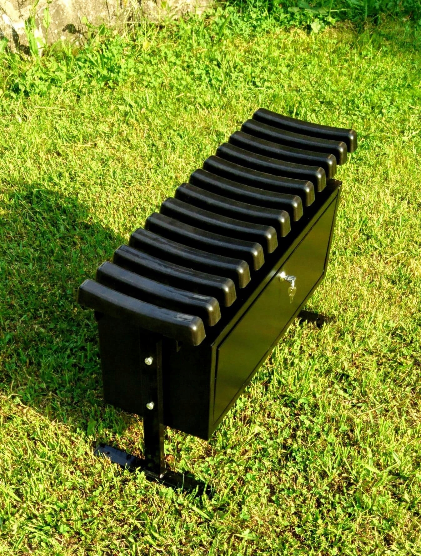 Cintorínová lavica s veľkou krabicou + ZDARMA, Výrobca.  Šírka (krátka strana) 25 cm