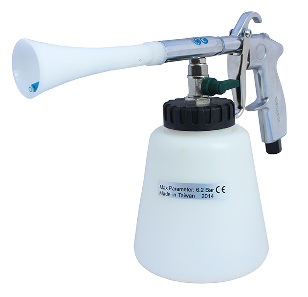 TORNADOR PISTOLET DO CZYSZCZENIA TAPICERKI DYWANOW Brand Other