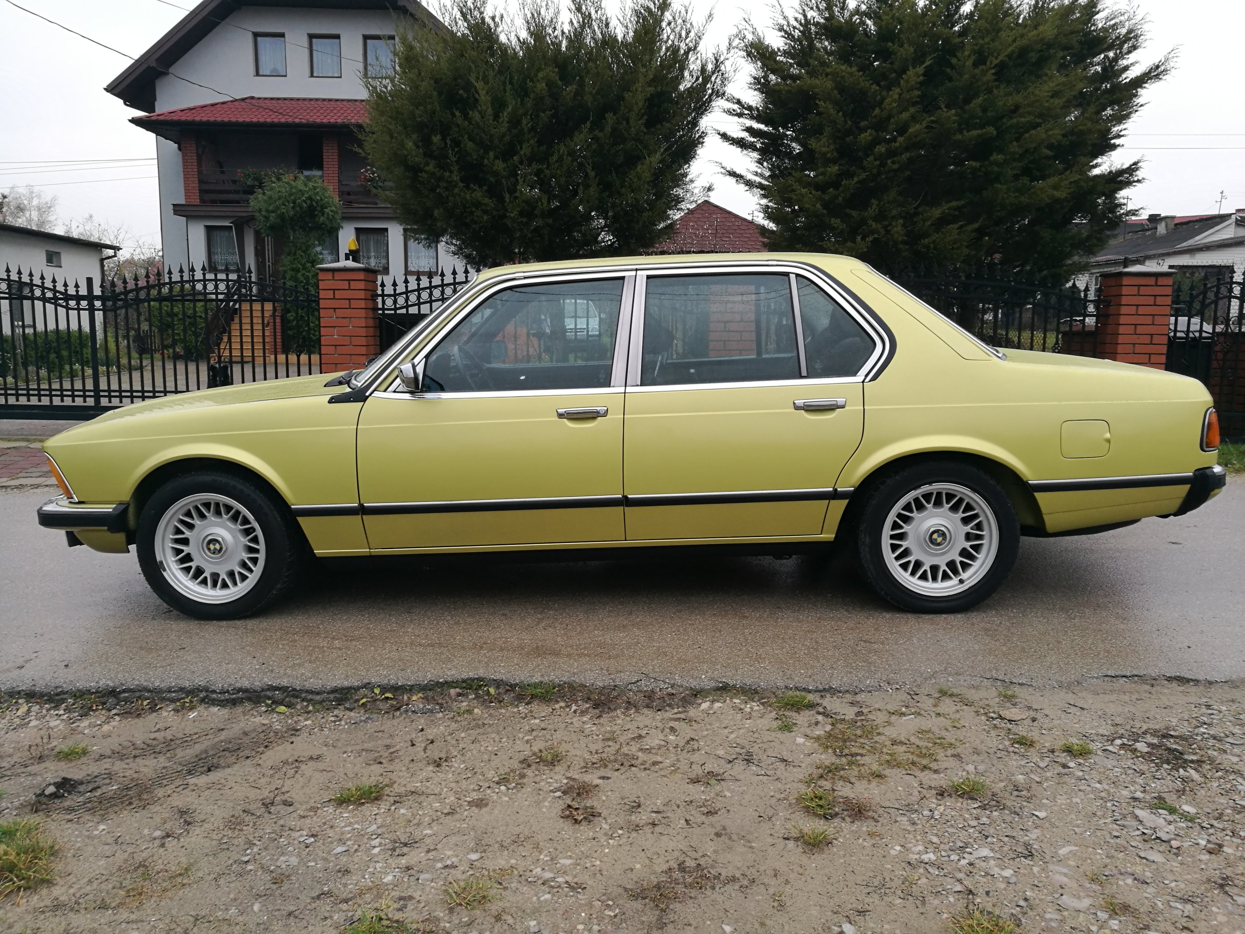 Bmw e23 728