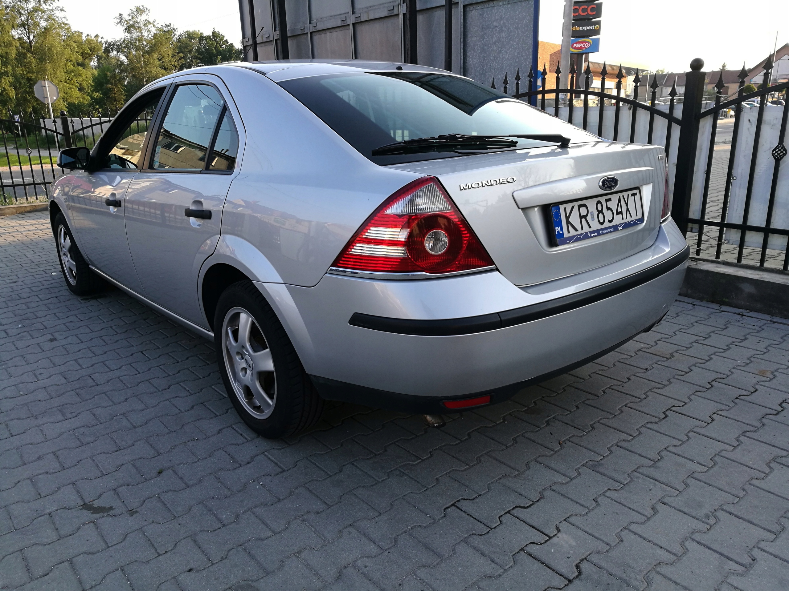 Ford Mondeo MK3 124.000km Doinwestowany 2005/2006