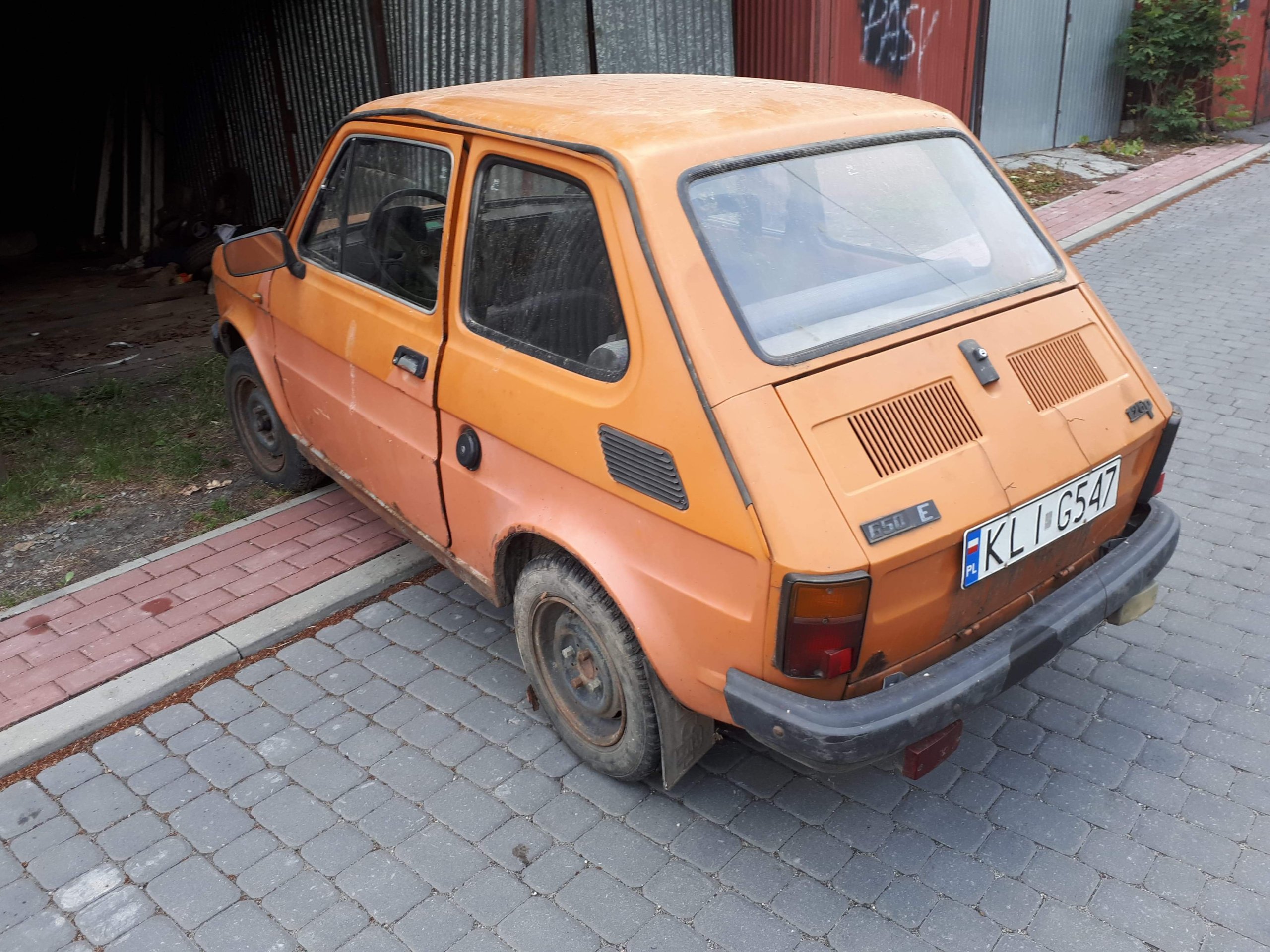 Fiat 126p Kapliczka z papierami !! 1987 7411395634