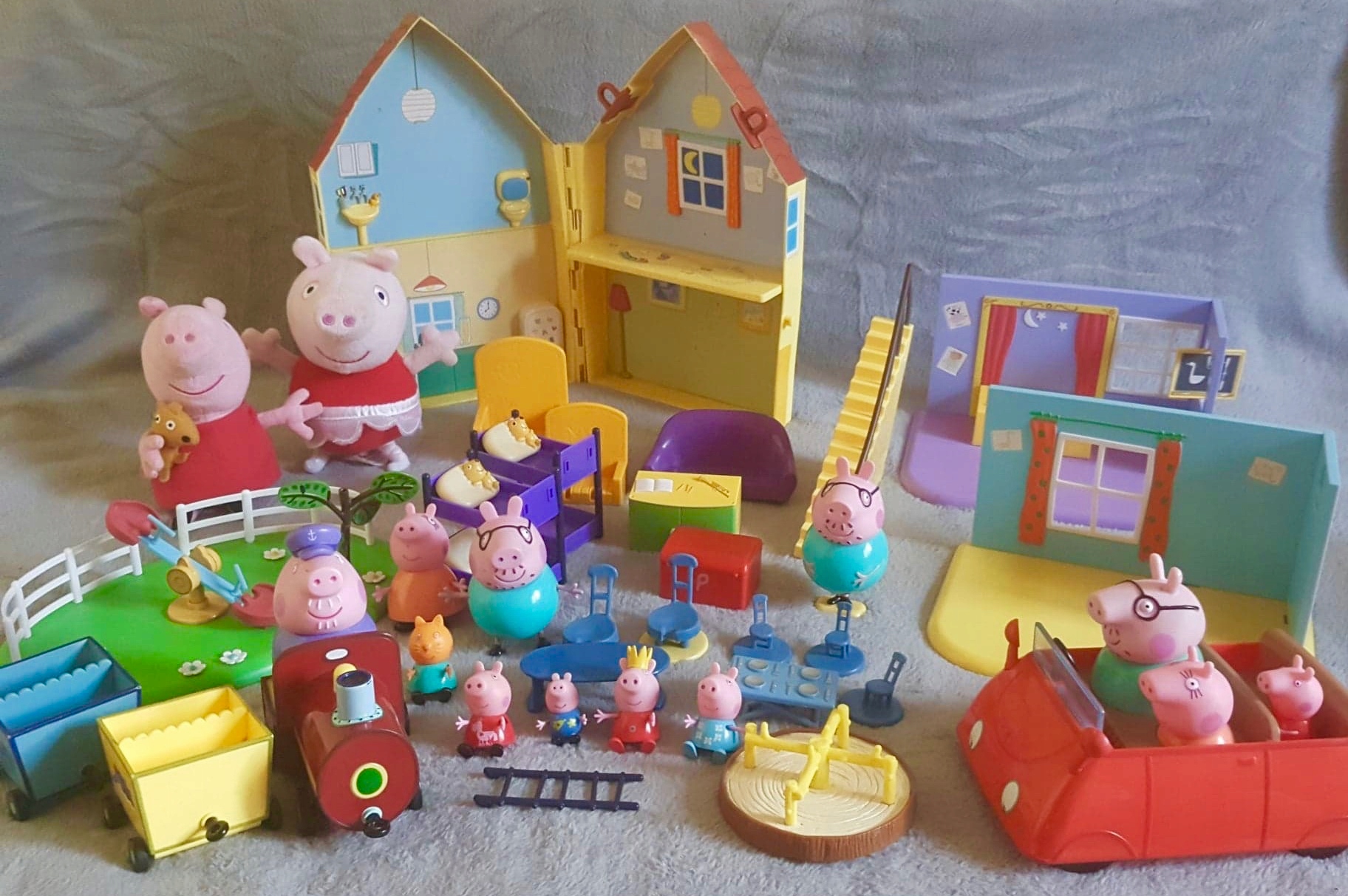 Zestaw Zabawek Z Bajki Peppa Domek Plac Autko Inne Zestaw Zabawek Z Bajki Peppa Domek Plac Autko Inne