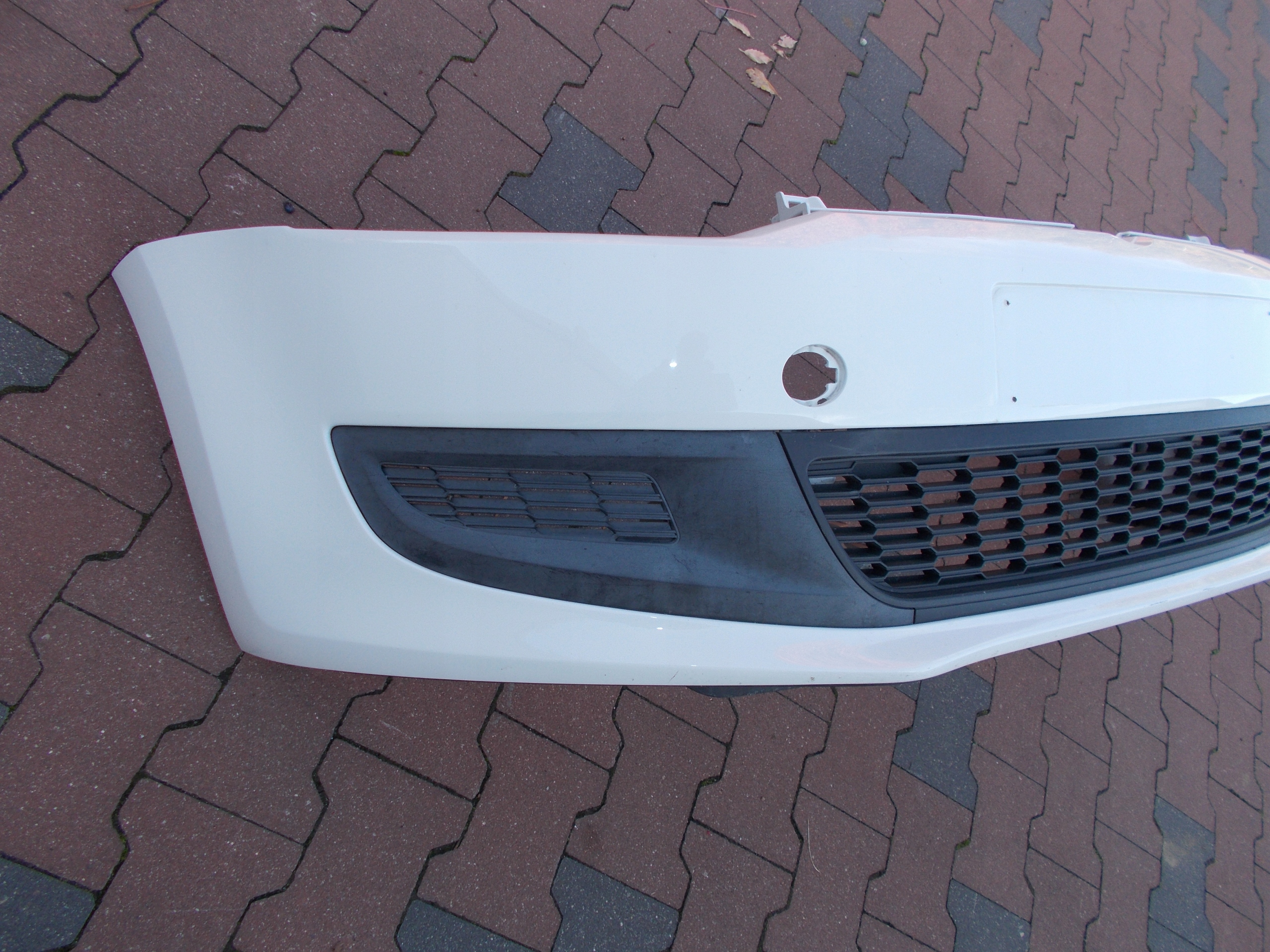 ZDERZAK PRZEDNI PRZÓD VW POLO V 5 6R 6R0 20092013 7610130389