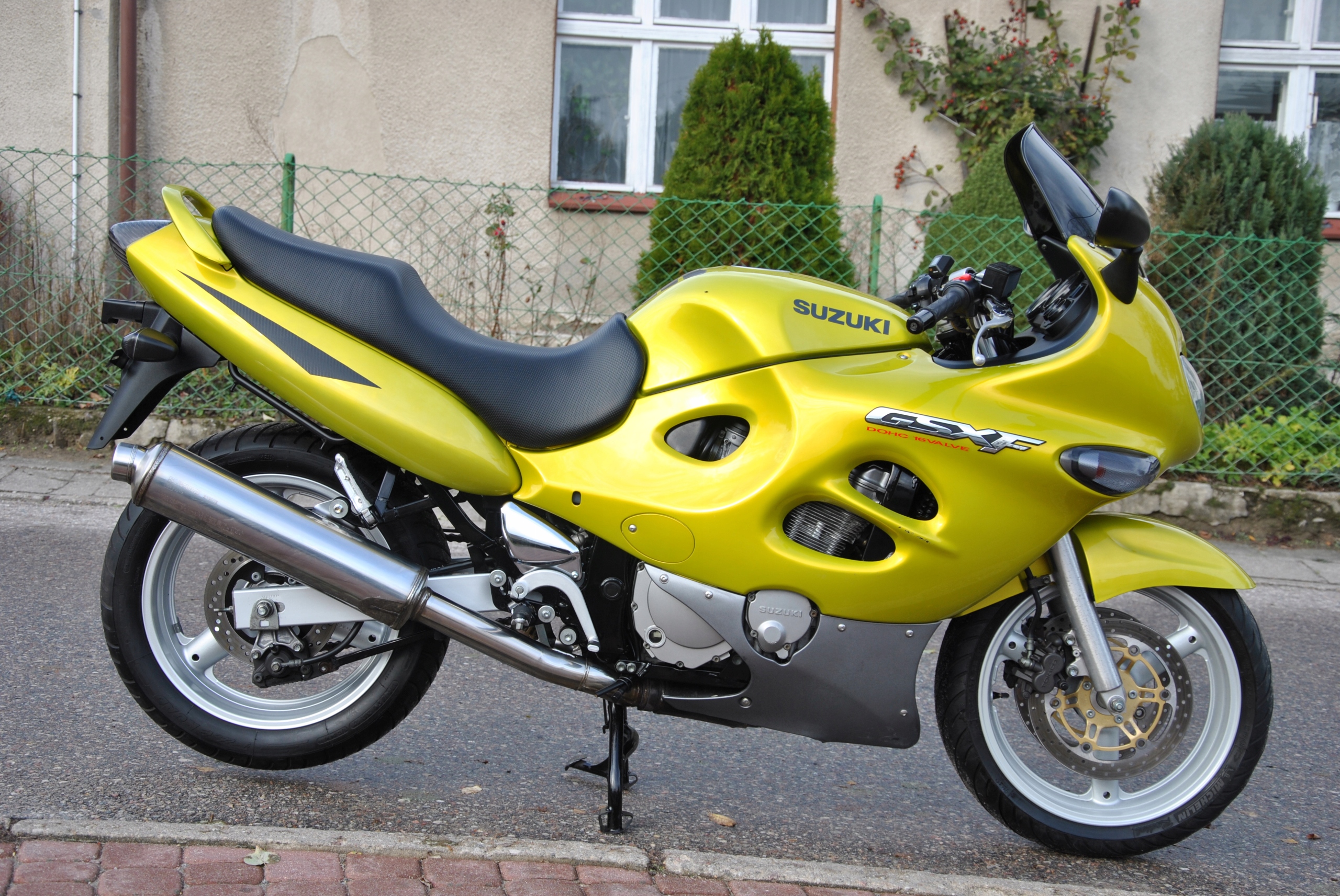 Suzuki GSXF 600 Jajko 98r Niemcy Transport Gratis 7645404279 oficjalne archiwum allegro