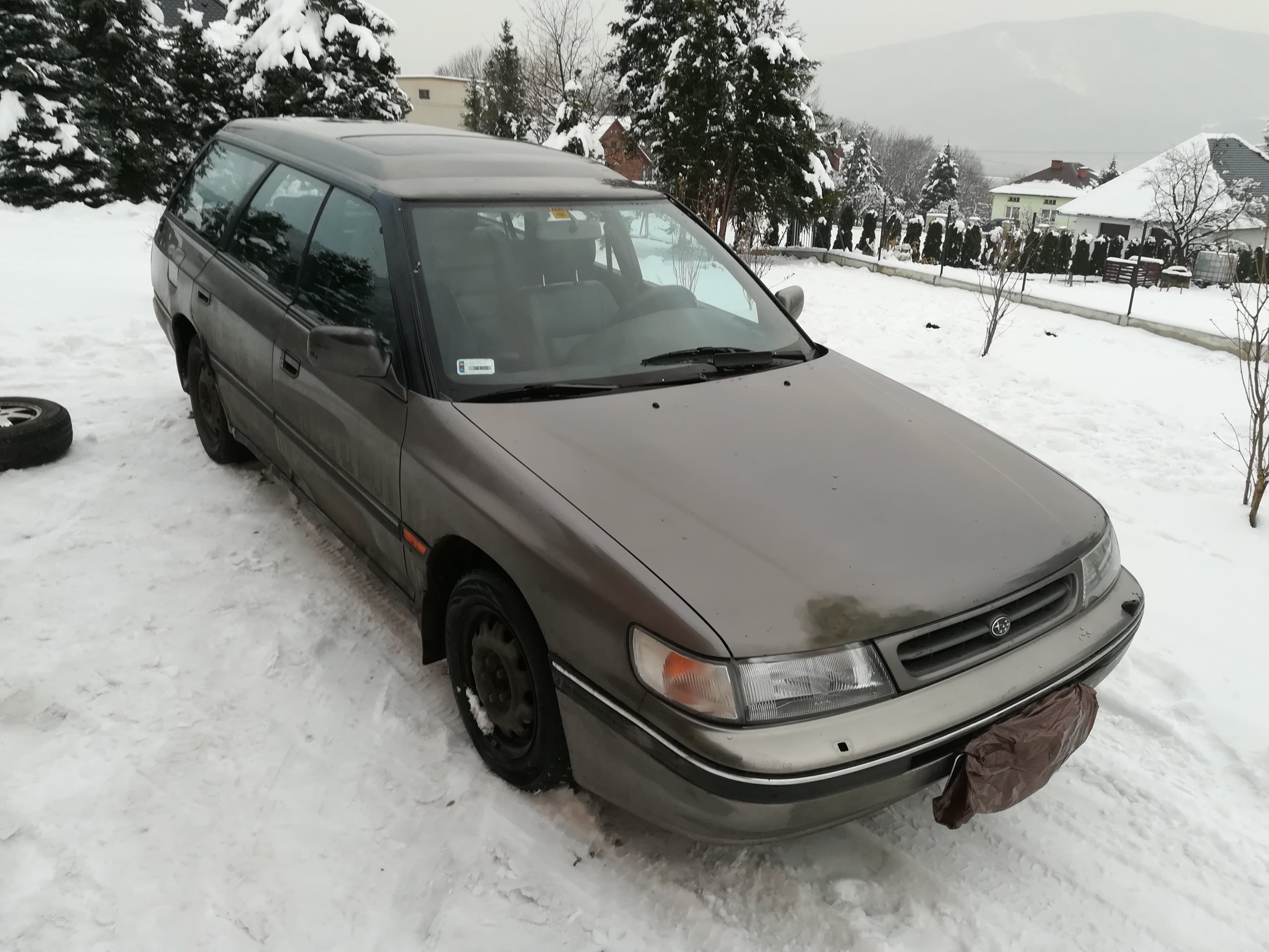 Subaru Legacy 1992 nie Impreza 7301028813 oficjalne
