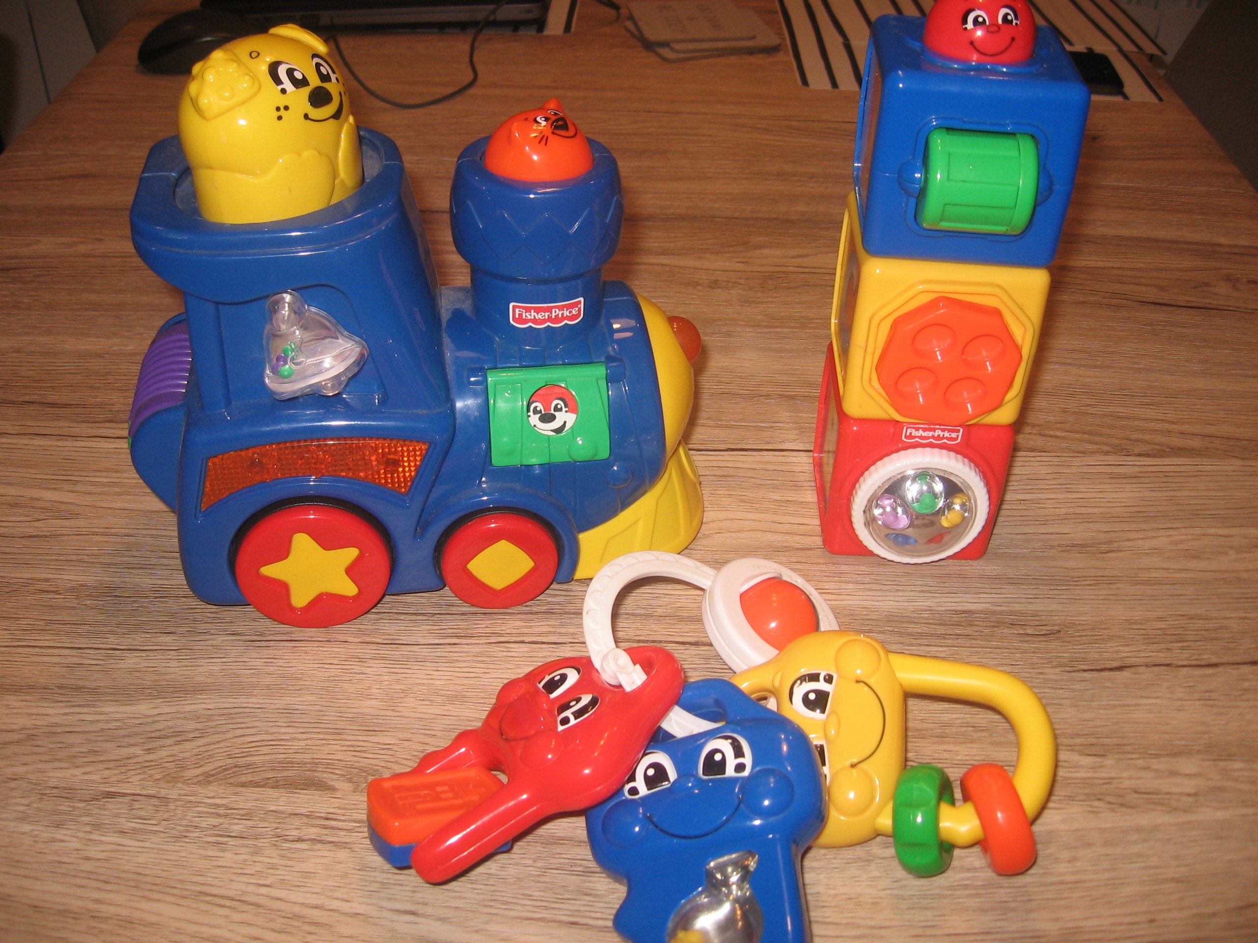Zabawki Fisher Price Klucze Kostki I Pociąg Super 7379601554 Zabawki Fisher Price Klucze Kostki I Pociąg Super 7379601554