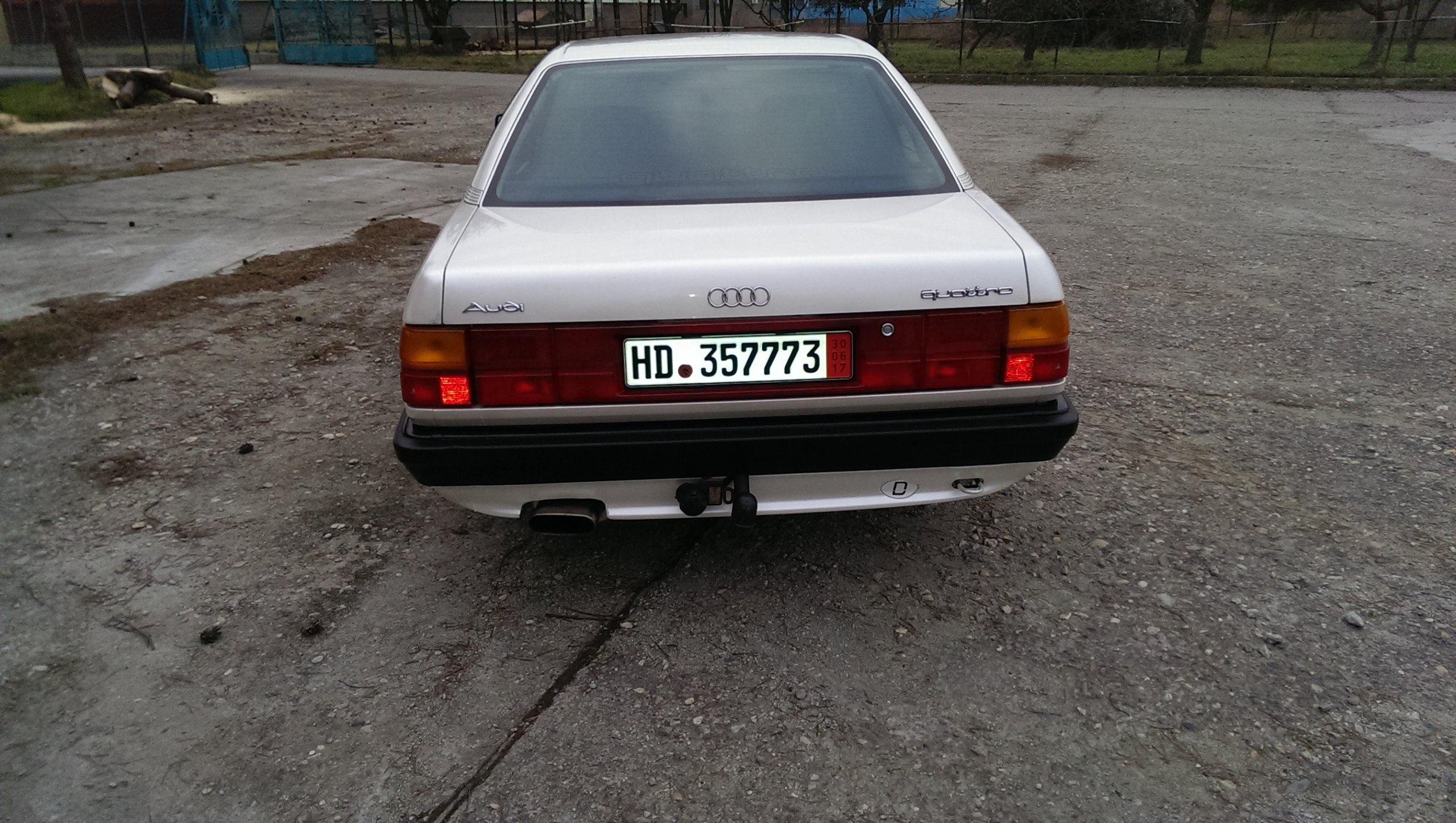 Audi 100 c3 quattro