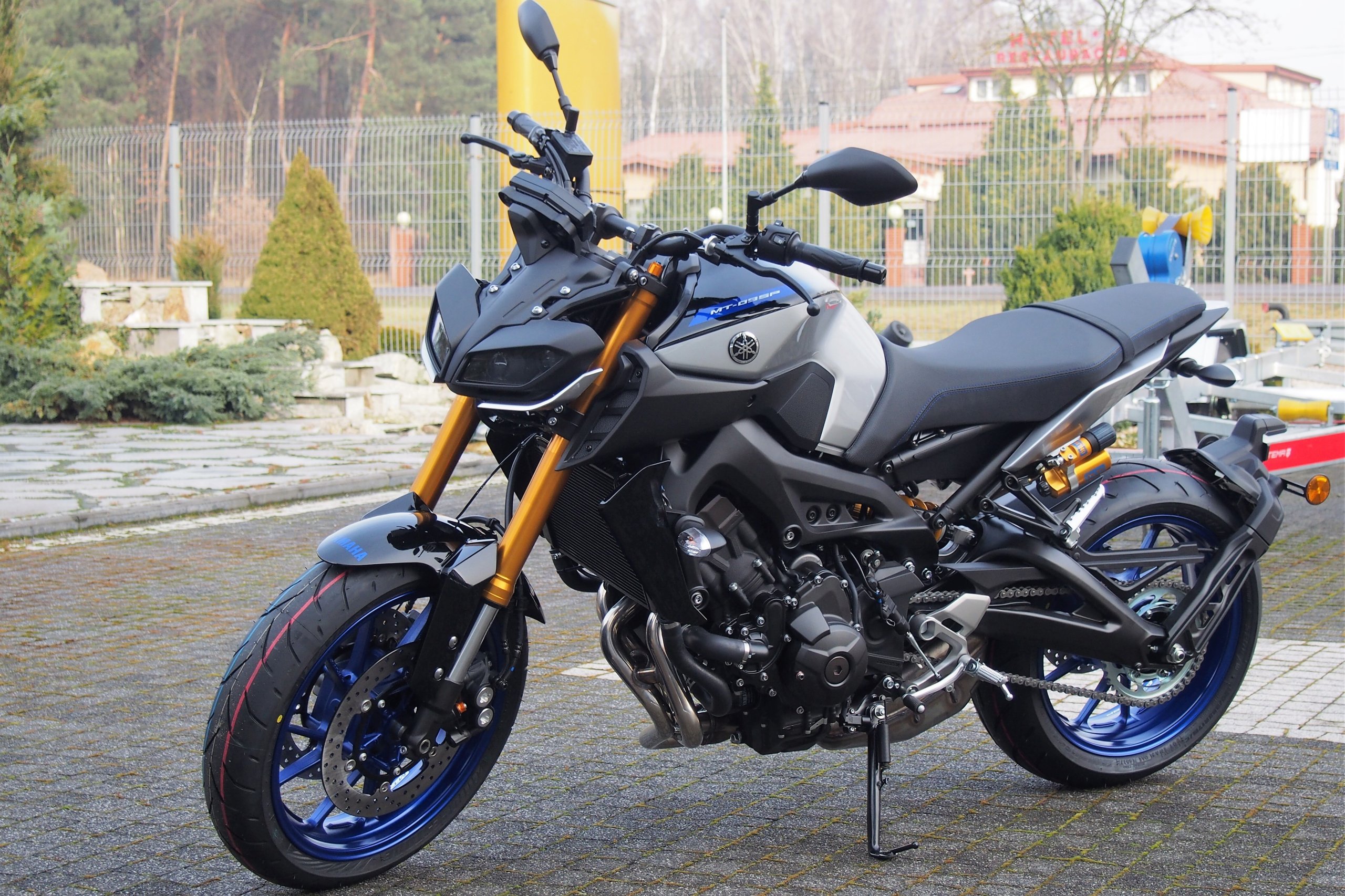 motocykl-yamaha-mt-09-abs-mt09-abs-sp-2018-7249722096-oficjalne-archiwum-allegro