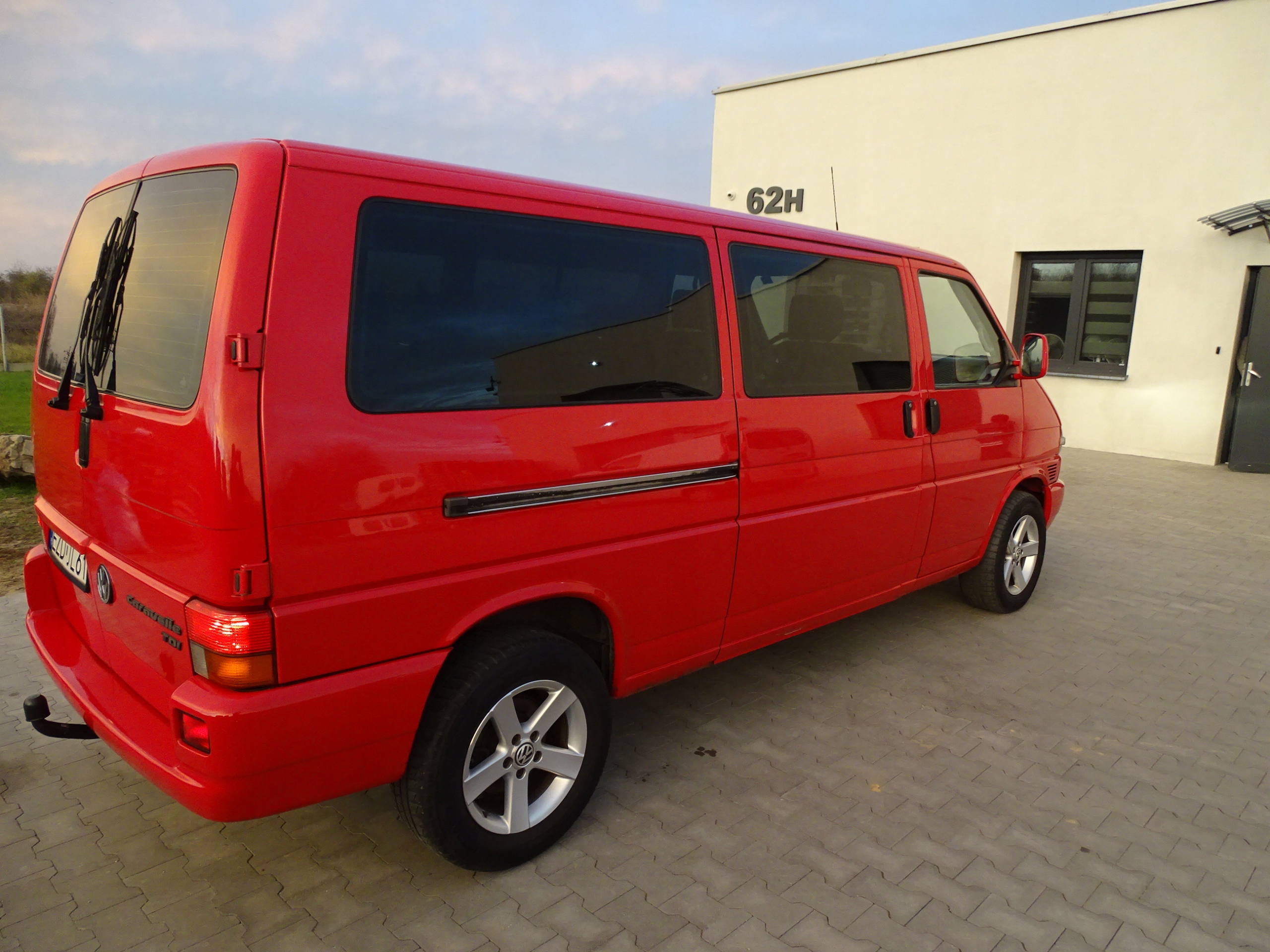 VW Caravelle T4 2.5 TDI 97r. długa 9 osobowa 7668252722