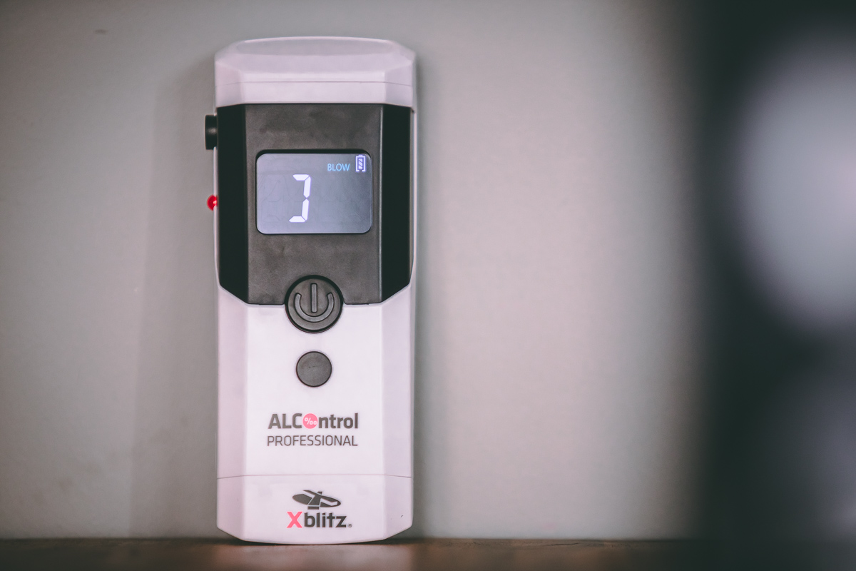 XBLITZ Alcontrol Ultra Alkoholtester 0.01% Alcontrol Ultra