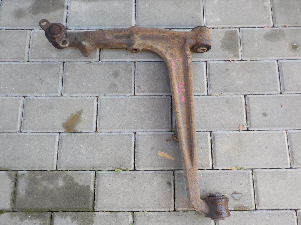 31. рычаг передний верхний vw t4. рычог подвески фольксваген т 5. передний рычаг фольксваген транспортер т4. Vw t4 верхний левый рычаг.