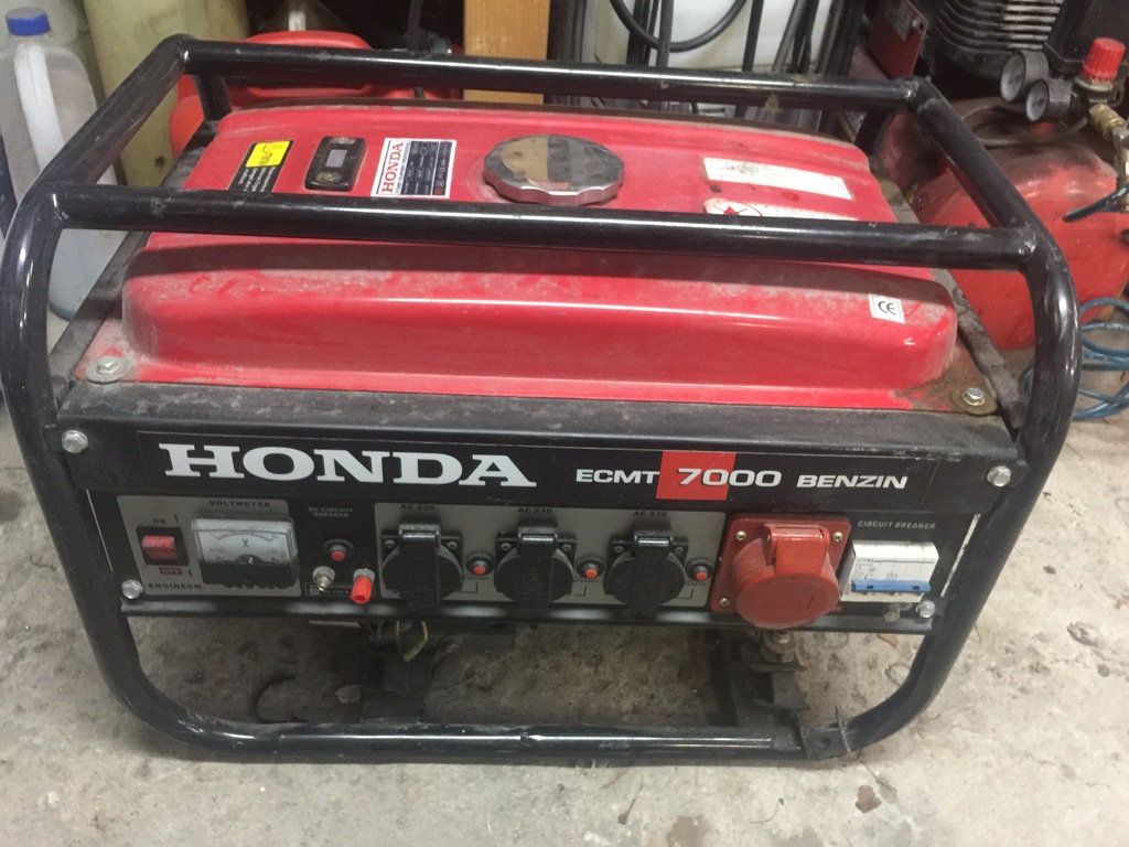 Agregat Honda ECMT 7000 uszkodzony stojan