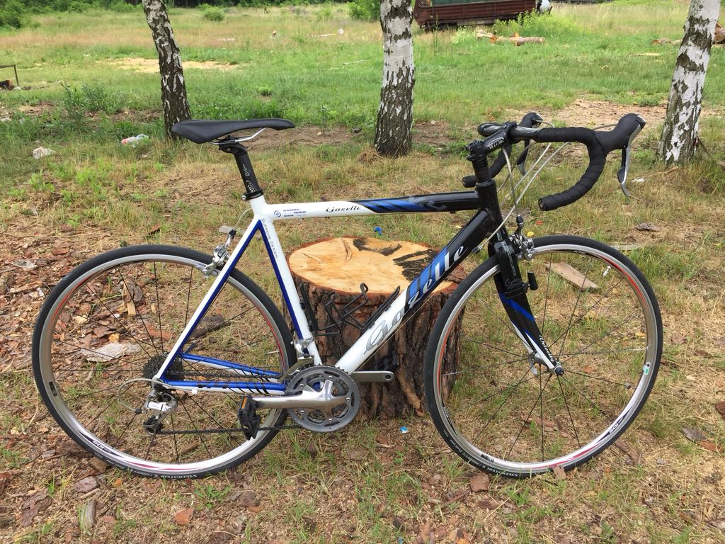 Gazelle V4 kolarzówka shimano 105