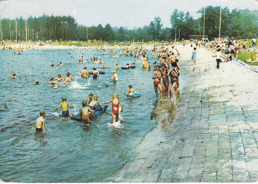 KAMIEŃ K. RYBNIK - BASEN PŁYWACKI - OŚRODEK