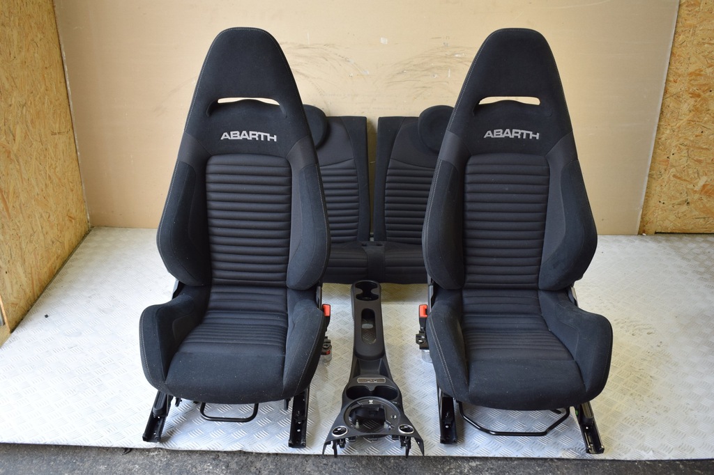 FOTELE TAPICERKA WNĘTRZE ABARTH 500 LIFT SABELT