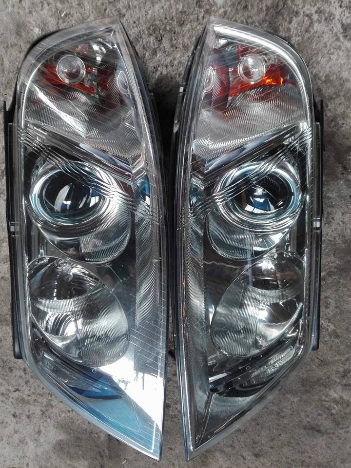 PASSAT B5 HIGHLINE LAMPY PRZÓD ANGLIK