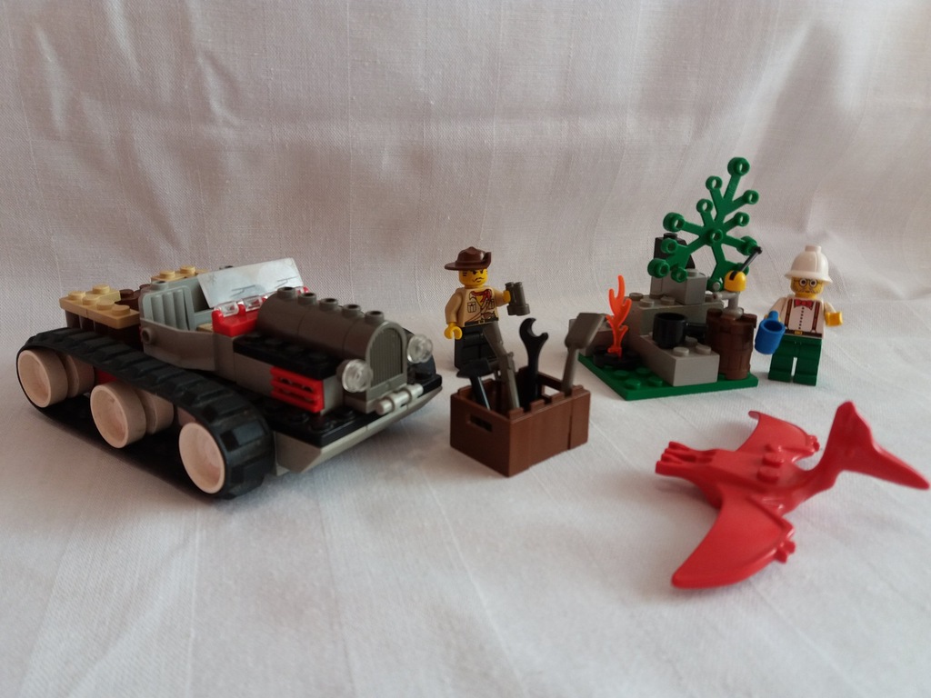 LEGO Adventurers 5934 Dino Explorer Track Master