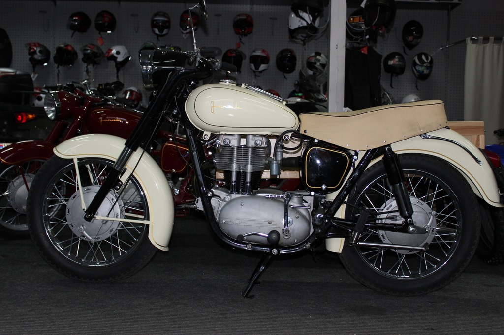 JUNAK M10 1962