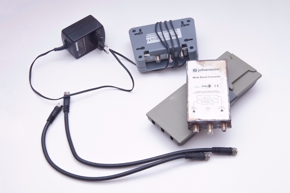 Johansson 9640 multi band converter -1 kabel 2conv