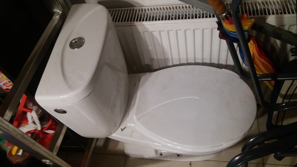 Kompakt WC z deską