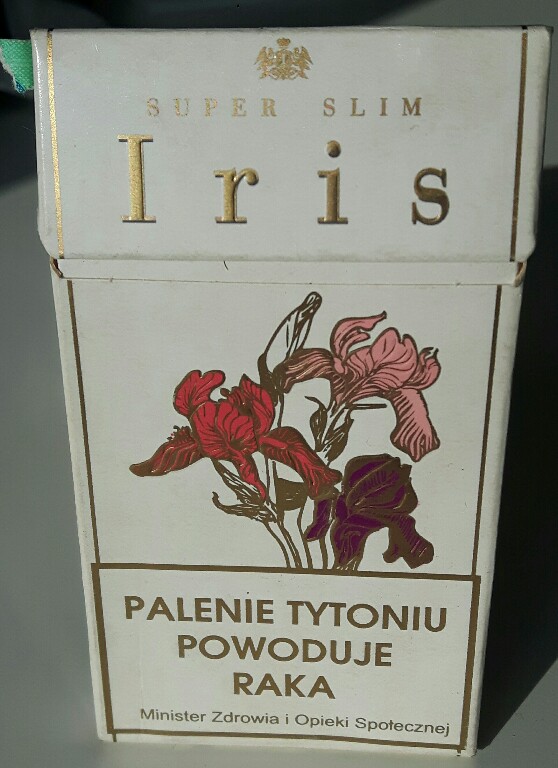 KOLEKCJONERSKIE PAPIEROSY IRIS LATA 90
