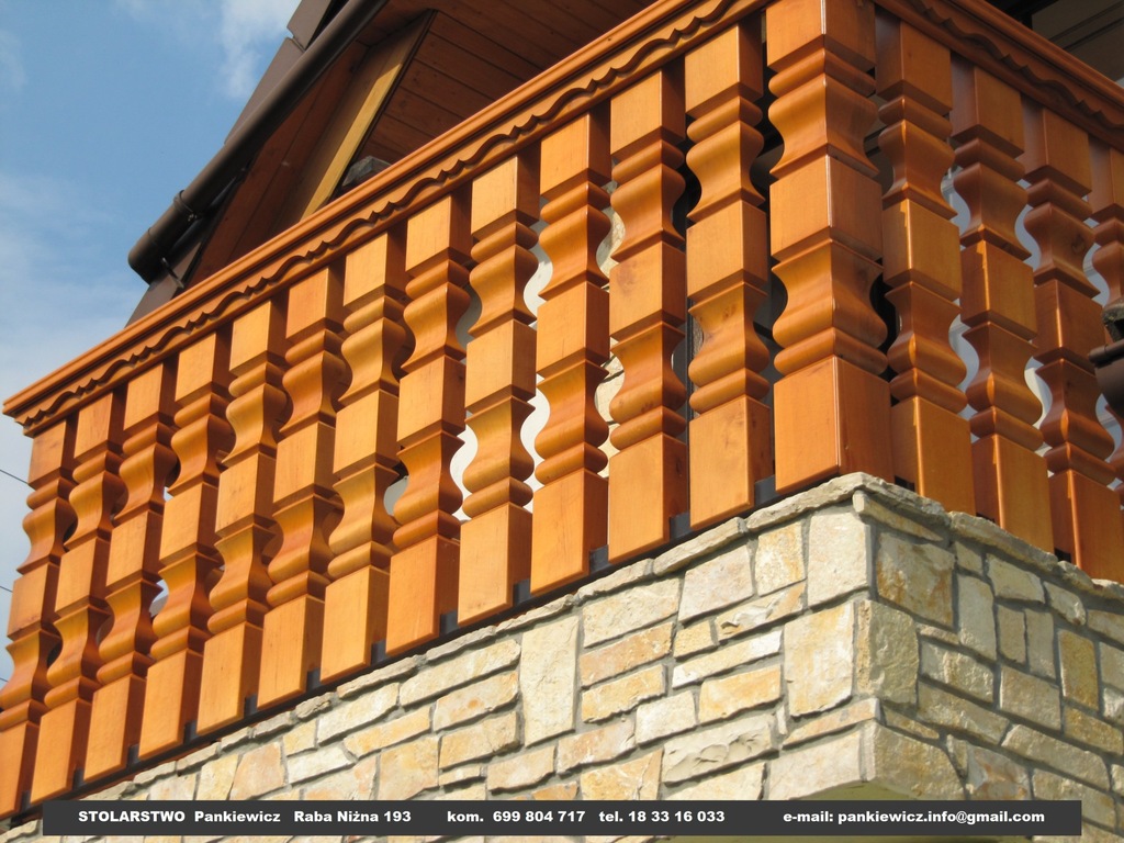 Balustrady Balkonowe drewniane TRALKI BALKONOWE