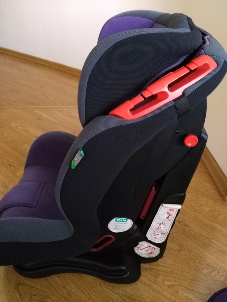 Fotelik samochodowy Baby Design Bento 9-36kg