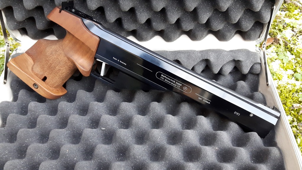 Joniskeit Hurricane pistolet wiatrówka (steyr fwb)