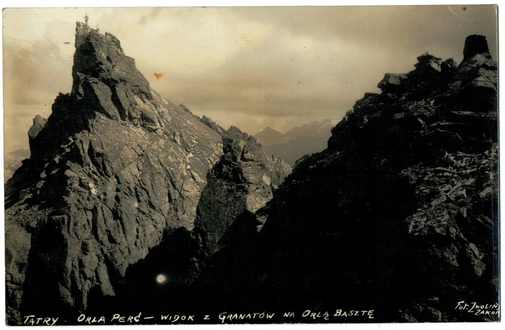 TATRY -ORLA PERĆ - WIDOK Z GRANATÓW NA ORLĄ BASZTĘ