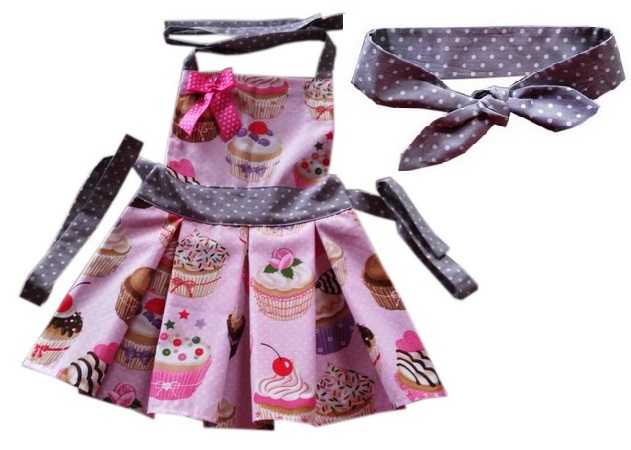 Fartuszek kuchenny dla dziewczynki 2/3 latka