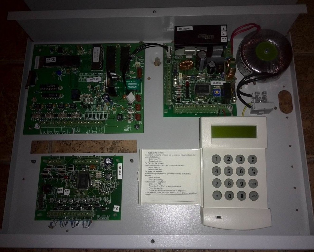 System Alarmowy Centrala Galaxy 512 - kpl