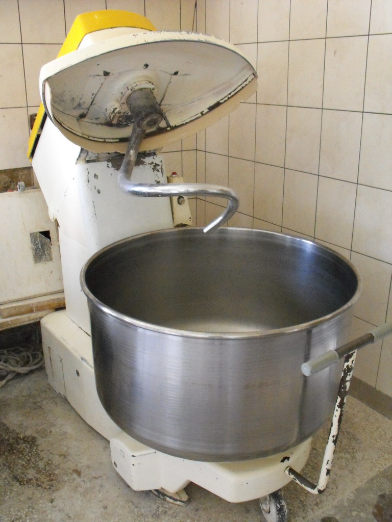 Mieszałka mieszarka do ciasta BOKU 280L