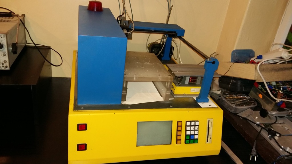 Automat SMT pick & place MECHATRONIKA M10