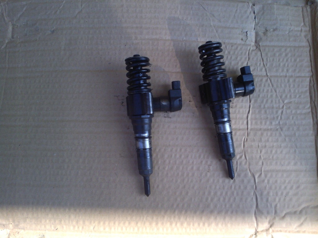 POMPOWTRYSKI VW PASSAT 2,0TD 03G130 073S