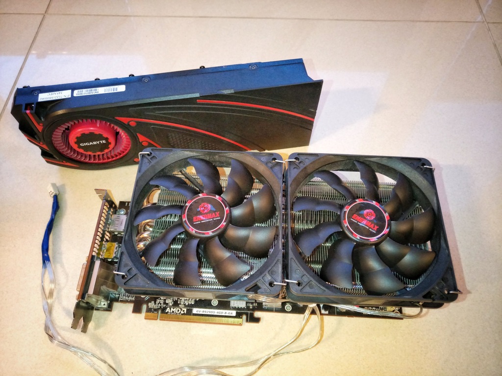 Radeon R9 290 + Raijintek Morpheus + Enermax Magma